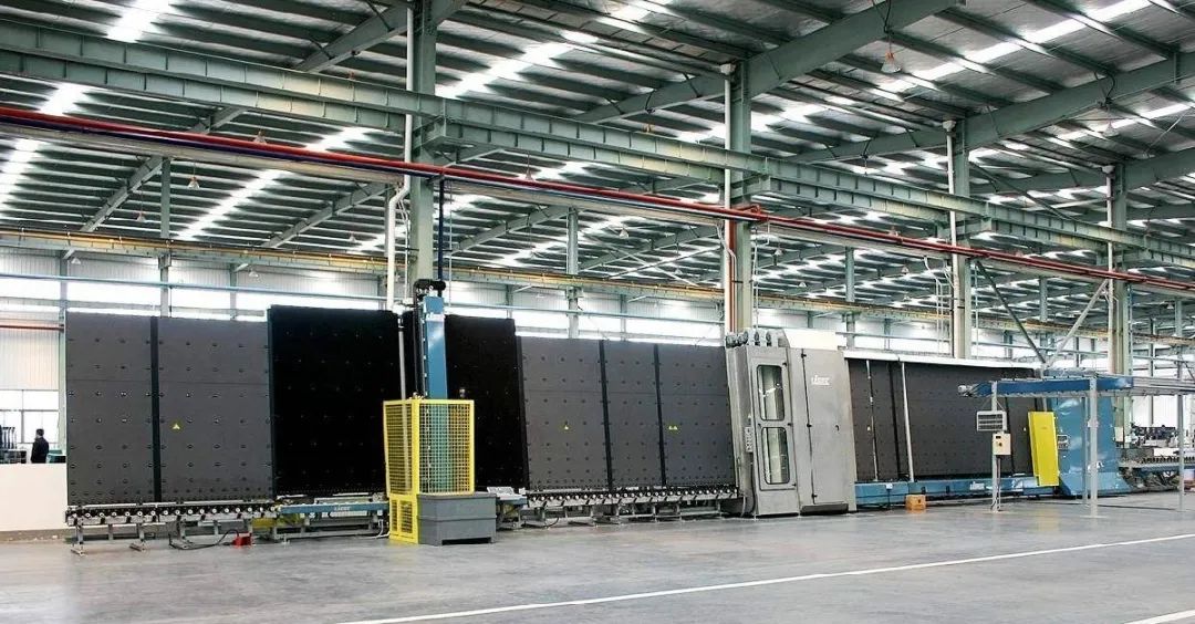 創新節能 穩定用氣 | 葆德空壓機在玻璃行業中的應用