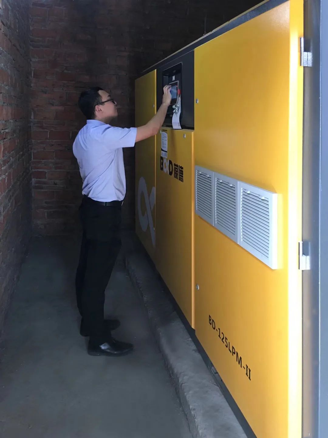 行業(yè)應(yīng)用 | 鍍鋅管材標(biāo)桿企業(yè)指定要葆德空壓機(jī)