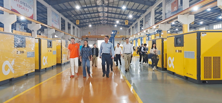 創(chuàng)新葆德 中國智造｜佛山市三水區(qū)政協(xié)主席何綺紅一行蒞臨葆德考察指導(dǎo)！