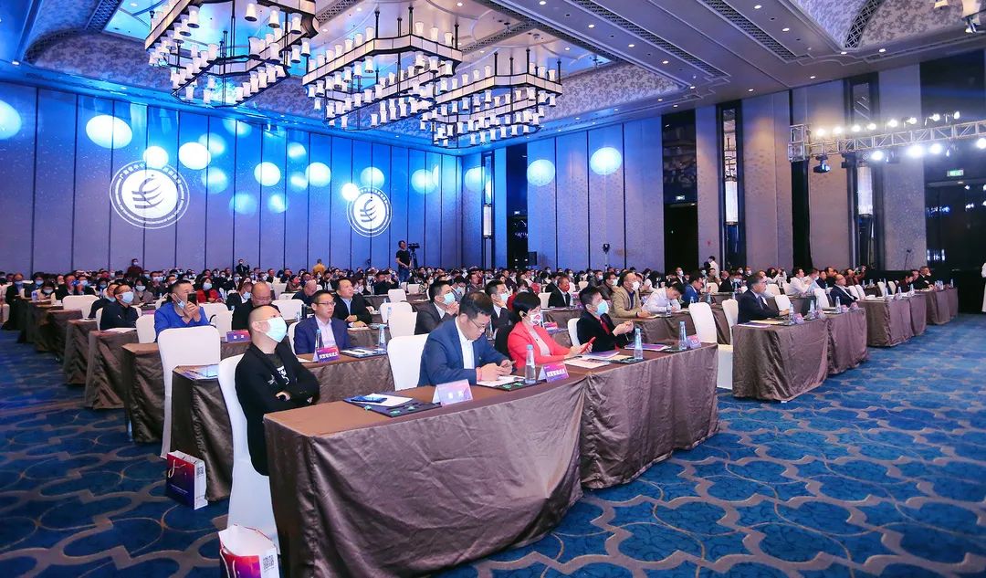 葆德榮膺數字先鋒獎,以數字化重構空壓機行業新生態!