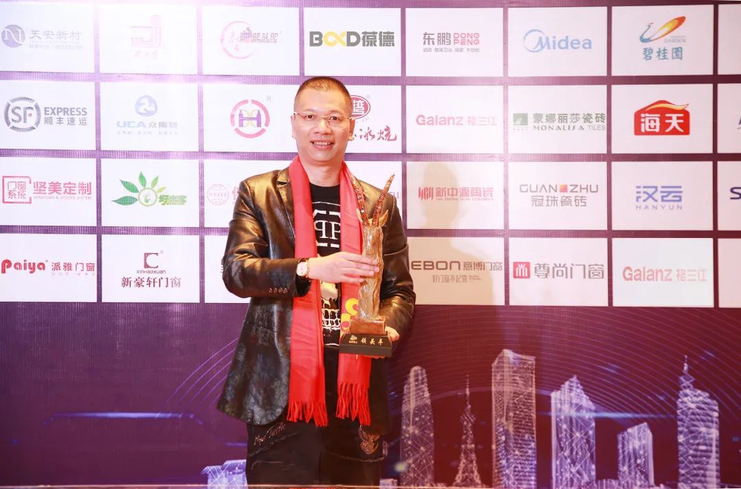 佛山品牌“奧斯卡” 唯一獲獎(jiǎng)空壓機(jī)品牌——葆德榮獲三項(xiàng)大獎(jiǎng)