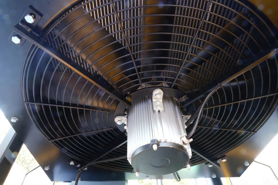 葆德空壓機新品來襲!一鍵三連,串聯兩級壓縮系列隆重登場!