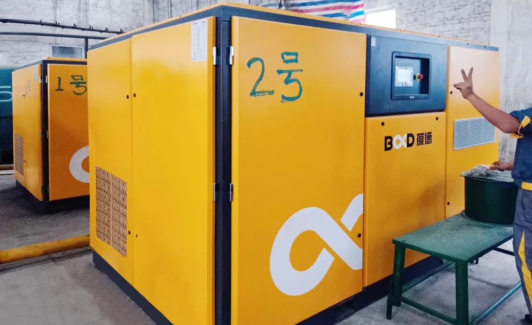 估算全生命周期成本，如何在最佳的時機更換空壓機？