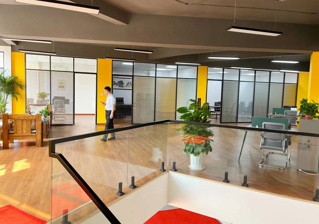 筑夢(mèng)齊魯:葆德空壓機(jī)淄博分公司盛大開(kāi)業(yè)!