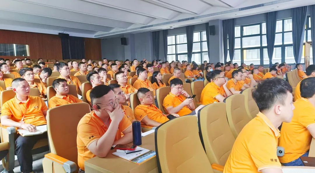 數據節能，未來已來：葆德厚德學院2023銷售勇將訓練營成功舉辦!