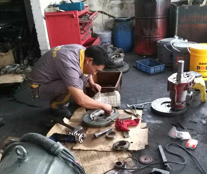 螺桿空壓機配件的正確保養與維護