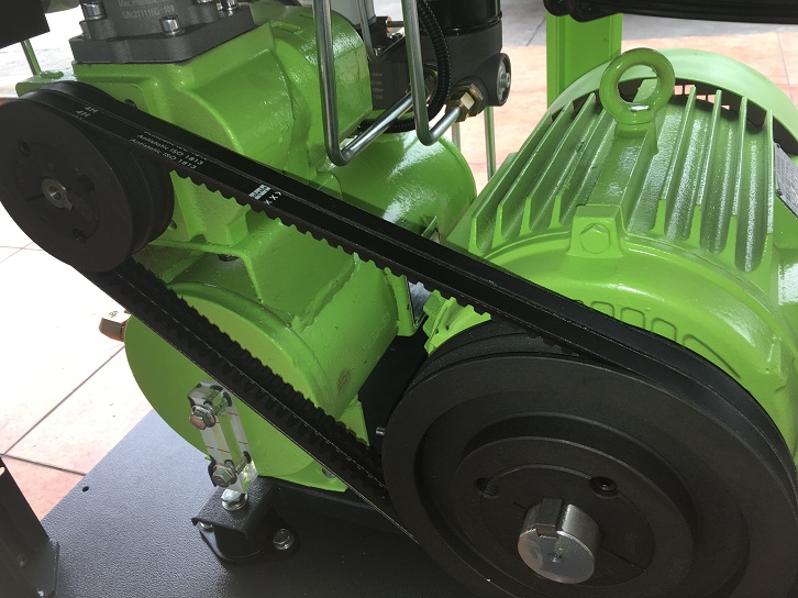 制造行業(yè)該如何選擇合適的螺桿式空壓機