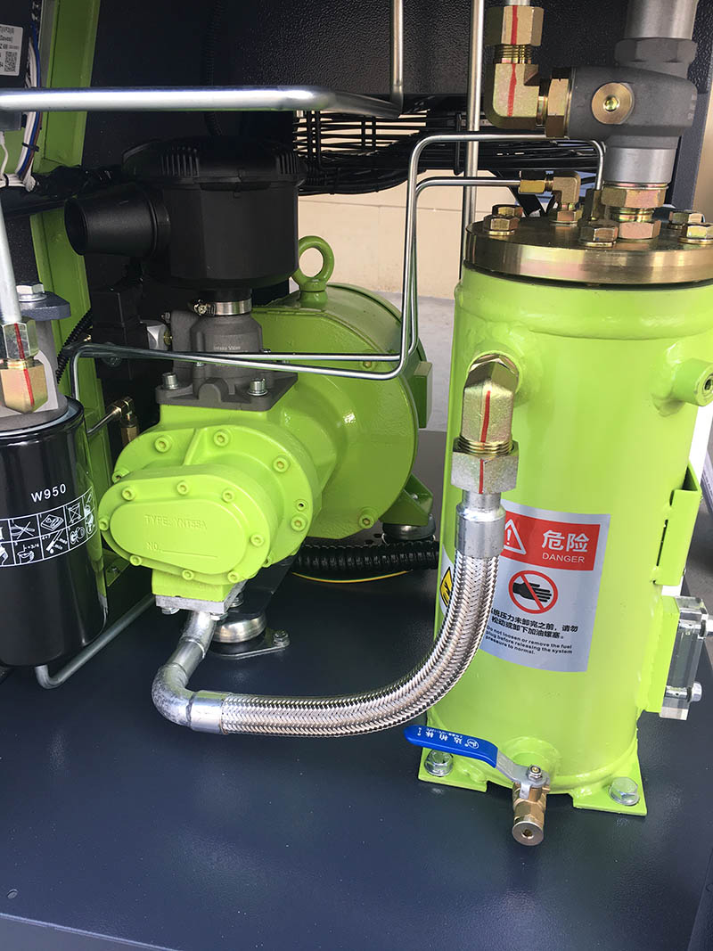 大黃蜂螺桿式空壓機(jī)優(yōu)勢明顯 大黃蜂螺桿式空壓機(jī)優(yōu)勢明顯